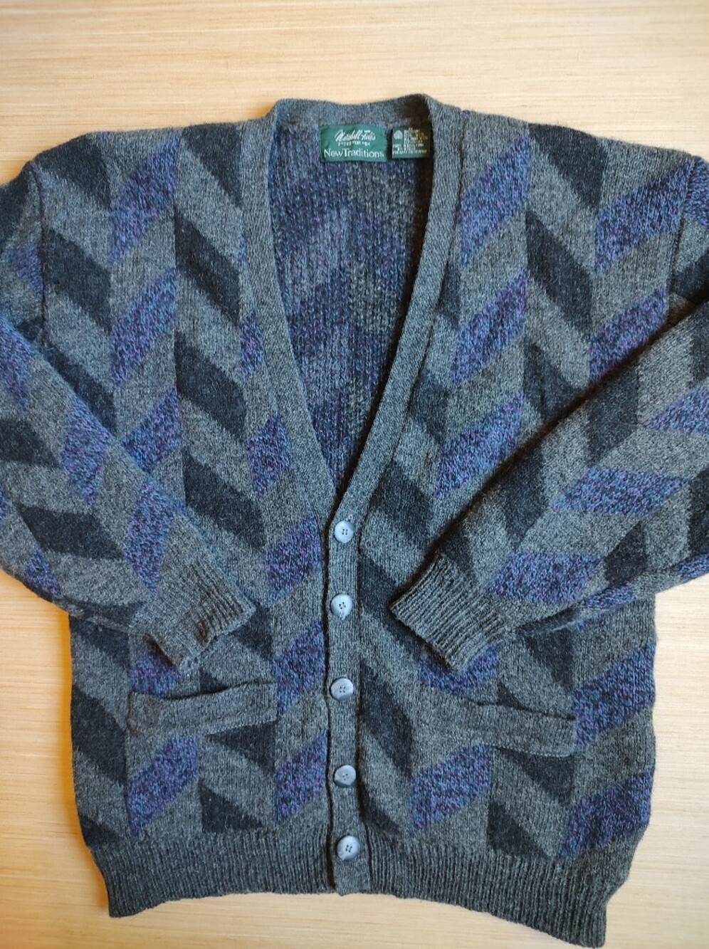 Marshall Field's Shetland Wool Argyle Cardigan Heavy Grey Black Vintage Pockets